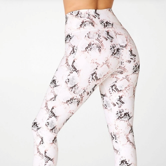 Fabletics high waisted printed ultracool 7/8 - Picture 8 of 11